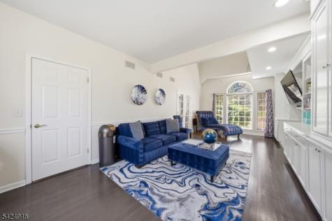 11 Rosewood Lane Denville NJ 07834
