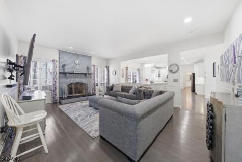 11 Rosewood Lane Denville NJ 07834