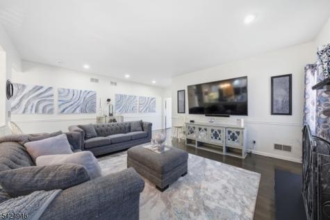 11 Rosewood Lane Denville NJ 07834