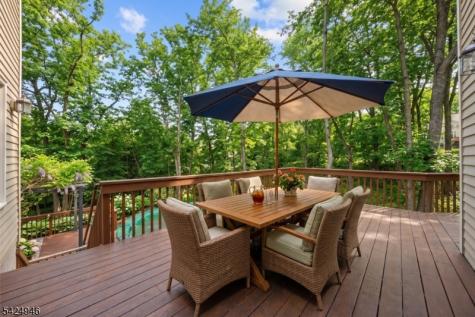 11 Rosewood Lane Denville NJ 07834