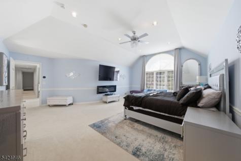 11 Rosewood Lane Denville NJ 07834