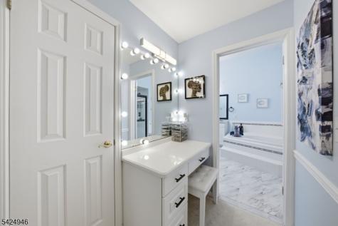 11 Rosewood Lane Denville NJ 07834