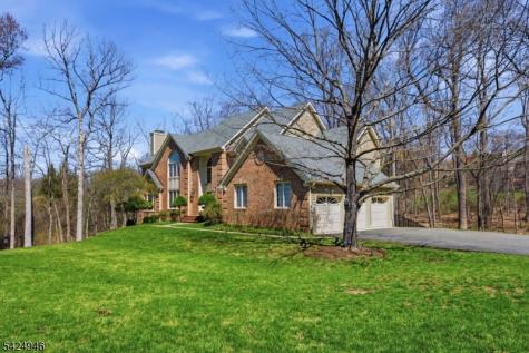 11 Rosewood Lane Denville NJ 07834