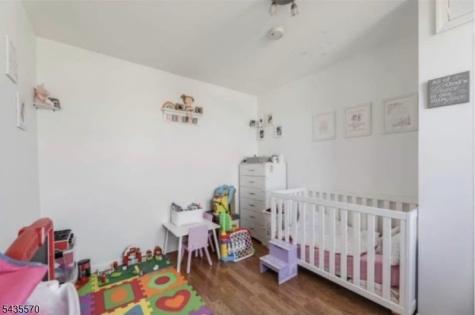 578 N 9th Street Newark NJ 07107