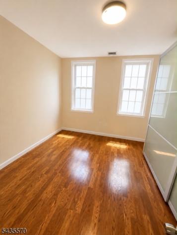 578 N 9th Street Newark NJ 07107