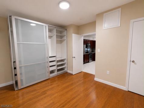 578 N 9th Street Newark NJ 07107
