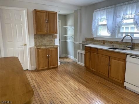 9 Royal Avenue Livingston NJ 07039