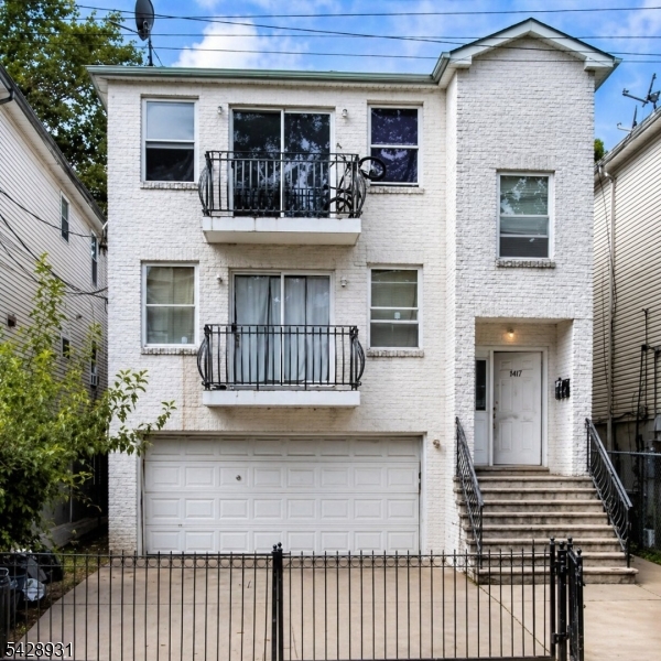 807 S 14th Street Newark NJ 07108