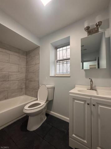 807 S 14th Street Newark NJ 07108