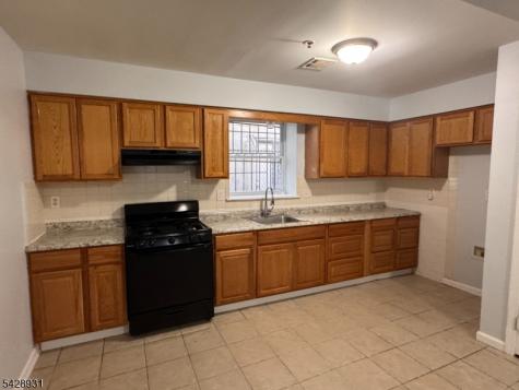 807 S 14th Street Newark NJ 07108