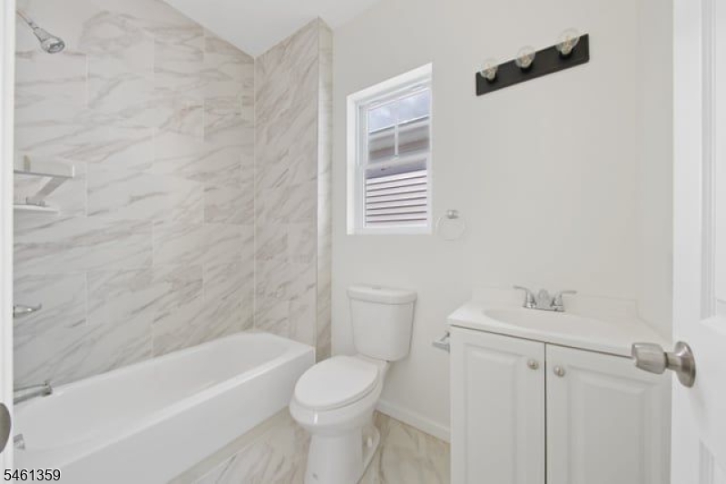 20 N Straight Street Paterson NJ 07522