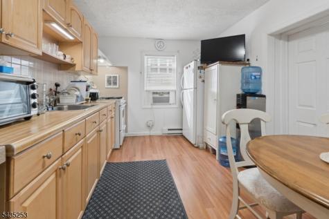 61 Union Street Lodi NJ 07644