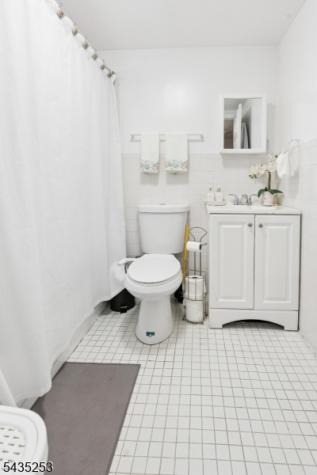 61 Union Street Lodi NJ 07644