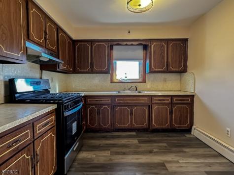 325 John Street Apt 5 Elizabeth NJ 07202