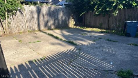 47 Hilton Street East Orange NJ 07017