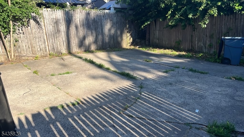 47 Hilton Street East Orange NJ 07017
