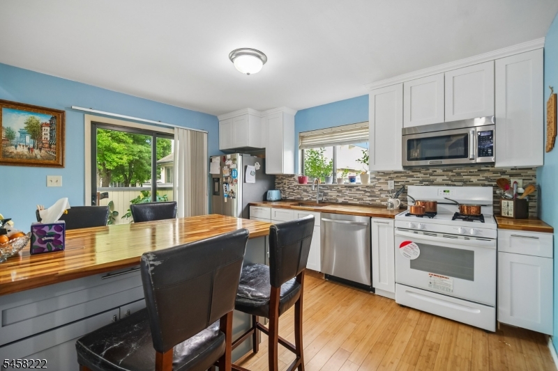 177 Locust Ln Ondo Bernards NJ 07920