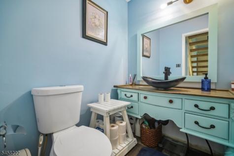 177 Locust Ln Ondo Bernards NJ 07920