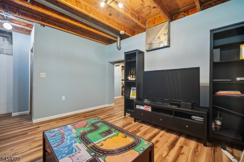177 Locust Ln Ondo Bernards NJ 07920