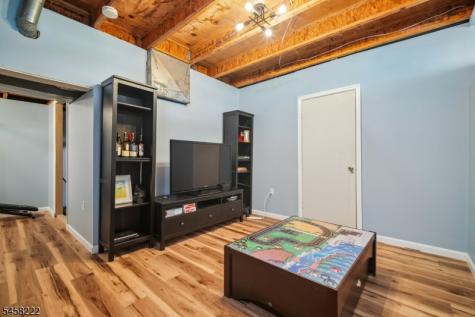 177 Locust Ln Ondo Bernards NJ 07920