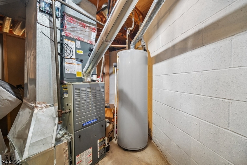 177 Locust Ln Ondo Bernards NJ 07920