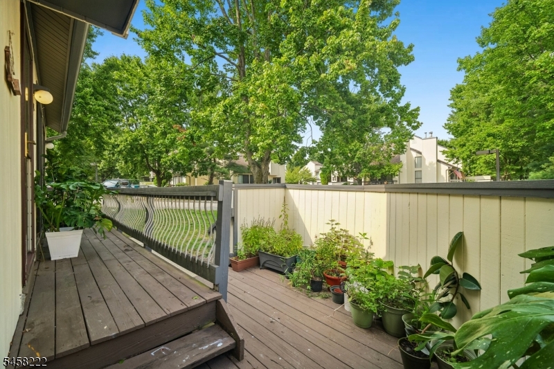 177 Locust Ln Ondo Bernards NJ 07920
