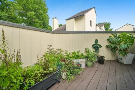 177 Locust Ln Ondo Bernards NJ 07920