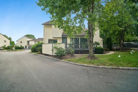 177 Locust Ln Ondo Bernards NJ 07920