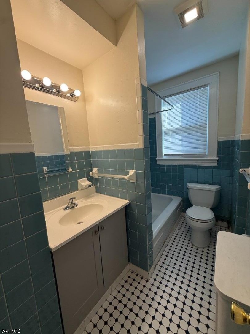 1010 Sheridan Avenue Elizabeth NJ 07208