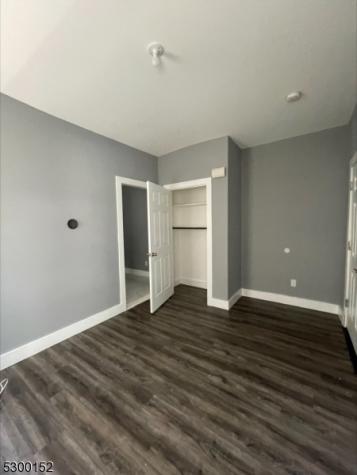 27 Schuyler Terrace East Orange NJ 07017