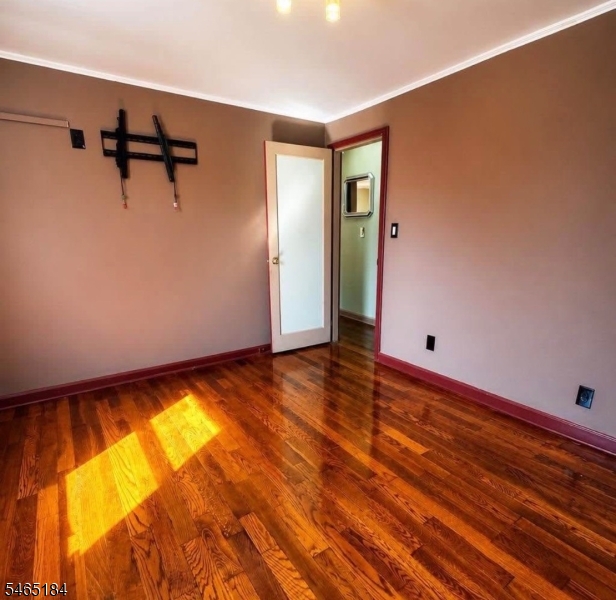 576 Uncas Avenue Roselle NJ 07203