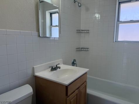 948 Valley Road Clifton NJ 07013