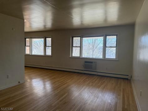 948 Valley Road Clifton NJ 07013