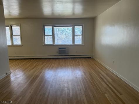 948 Valley Road Clifton NJ 07013
