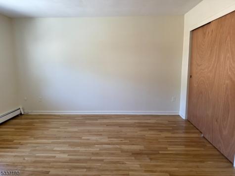 948 Valley Road Clifton NJ 07013