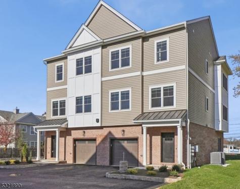 4 Kelly Court West Caldwell NJ 07006