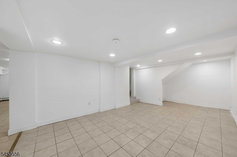 223 Pleasant Run Road Readington NJ 08853