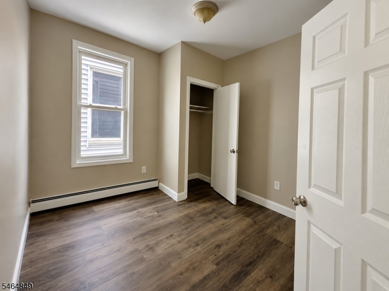 131 S 8th Street Newark NJ 07107
