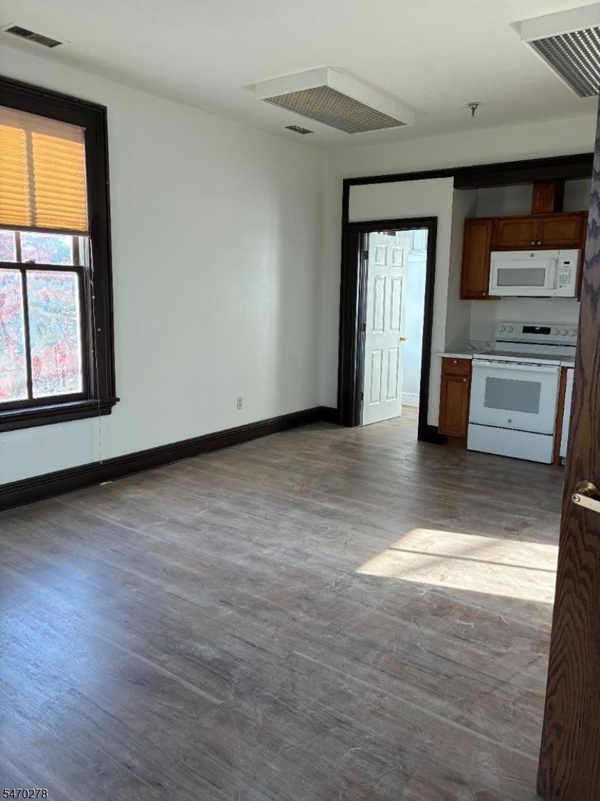 162 E Washington Avenue Washington NJ 07882