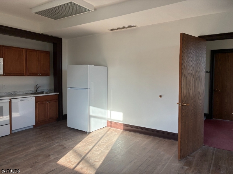162 E Washington Avenue Washington NJ 07882