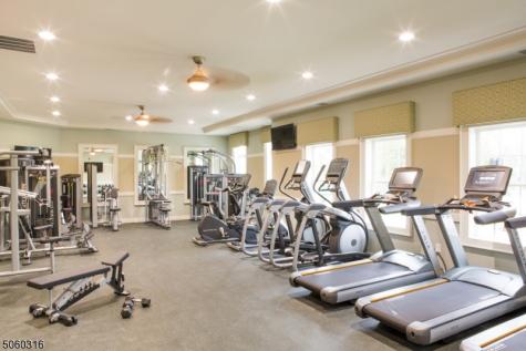 334 Aspen Lane Lopatcong NJ 08865