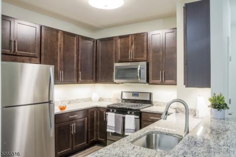 334 Aspen Lane Lopatcong NJ 08865