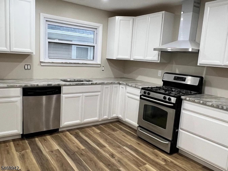 62 Newark Bloomfield NJ 07003