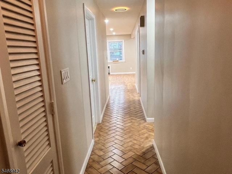 62 Newark Bloomfield NJ 07003