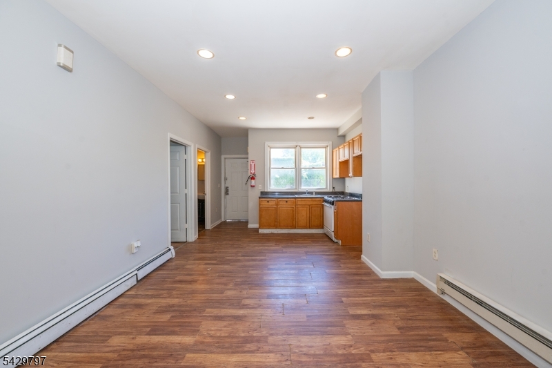 162 E Main Street Prospect Park NJ 07508