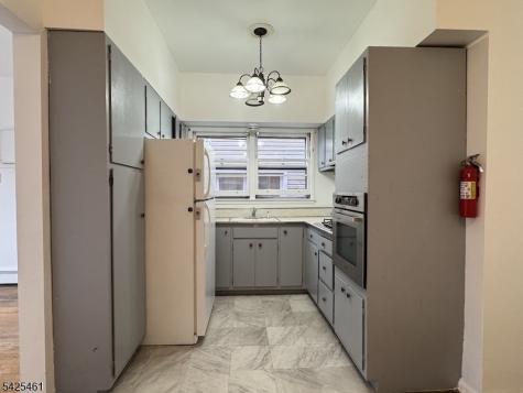 322 Franklin Avenue Belleville NJ 07109