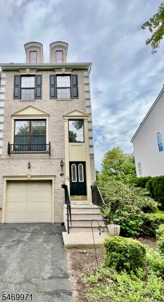 456 Hartford Drive Nutley NJ 07110