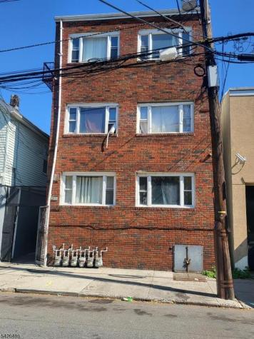 111 Pine Street Elizabeth NJ 07206
