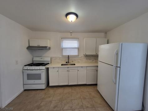 111 Pine Street Elizabeth NJ 07206