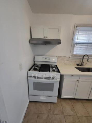 111 Pine Street Elizabeth NJ 07206